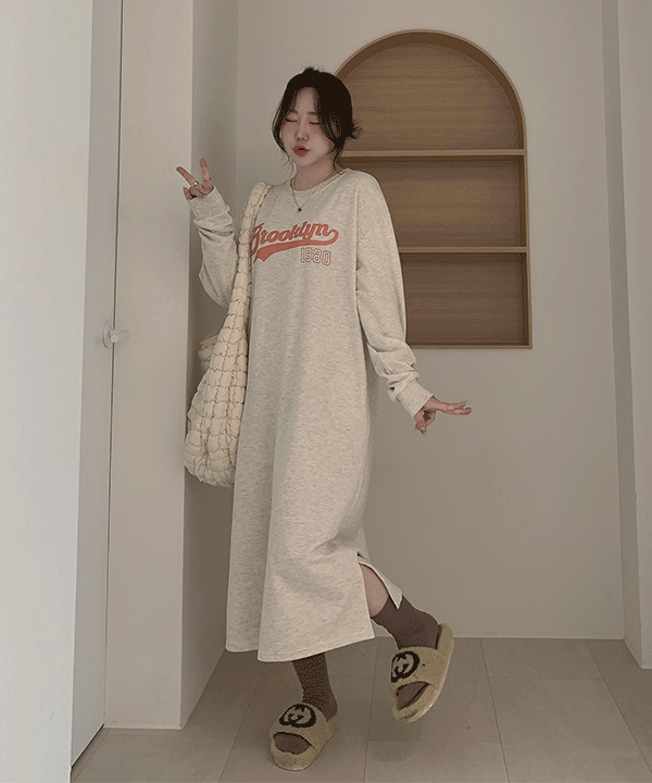 #11148, 꾸안꾸 레터링 루즈핏 트임 맨투맨 롱원피스 : 3color♡韓國加大碼裙